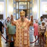 Архиерейское богослужение в Неделю 9-ю по Пятидесятнице в кафедральном Александро-Невском соборе г. Симферополя.