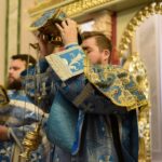 В праздник Покрова Пресвятой Богородицы, в кафедральном соборе святого благоверного князя Александра Невского г. Симферополя прошел малый престольный праздник в честь Покрова Пресвятой Богородицы.