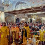 Воскресная школа Просветительского центра святителя Гурия Таврического при Александро-Невском кафедральном соборе г. Симферополя встретила начало нового учебного года молебном.