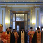 Воскресные богослужения в Александро-Невском кафедральном соборе