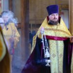 Воскресные богослужения в Александро-Невском кафедральном соборе в Неделю 4-ю по Пятидесятнице