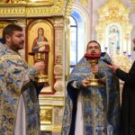 В НЕДЕЛЮ 24-Ю ПО ПЯТИДЕСЯТНИЦЕ ЕПИСКОП БАХЧИСАРАЙСКИЙ КАЛЛИНИК СОВЕРШИЛ БОЖЕСТВЕННУЮ ЛИТУРГИЮ В КАФЕДРАЛЬНОМ СОБОРЕ СВЯТОГО БЛАГОВЕРНОГО КНЯЗЯ АЛЕКСАНДРА НЕВСКОГО Г. СИМФЕРОПОЛЯ.