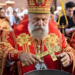 В праздник Происхождения Честных Древ Животворящего Креста Господня  епископ Нестор совершил малое освящение воды и освятил мед в кафедральном Александро-Невском соборе г. Симферополя.