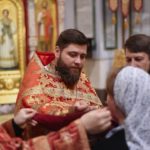 Поздняя Божественная литургия кафедральном Свято-Александро-Невском соборе г. Симферополя  в Неделю 17-ю по Пятидесятнице