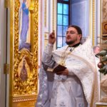 Литургия в кафедральном Свято-Александро-Невском соборе в праздник Крещения Господня.