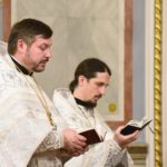 В Рождественскую ночь Митрополит Тихон возглавил праздничную Божественную литургию в кафедральном Александро-Невском соборе.