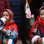 На территории кафедрального Свято-Александро- Невского собора прошла благотворительная ярмарка посвящённая дню памяти святителя Николая Чудотворца.