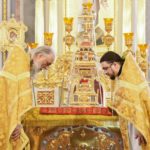 Представители Синодального миссионерского отдела Московской Патриархии приняли участие в богослужении в кафедральном Александро-Невском  соборе г. Симферополя.