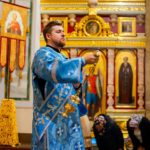 Литургия в праздник Сретения Господня в кафедральном соборе святого благоверного князя Александра Невского.
