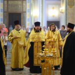Воскресные богослужения в Александро-Невском кафедральном соборе в Неделю 4-ю по Пятидесятнице