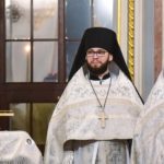 В Рождественскую ночь Митрополит Тихон возглавил праздничную Божественную литургию в кафедральном Александро-Невском соборе.