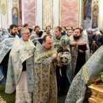 Глава Крымской Митрополии, Высокопреосвященнейший Митрополит Симферопольский и Крымский Лазарь, возглавил праздничную Божественную литургию в кафедральном соборе святого благоверного князя Александра Невского г. Симферополя.