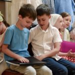 В Неделю 2-ю по Пятидесятнице, Всех святых, в земле Русской просиявших, епископ Нестор совершил Литургию в кафедральном Александро-Невском соборе г. Симферополя.