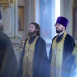 Воскресные богослужения в Неделю 7-ю по Пятидесятнице в Александро-Невском кафедральном соборе