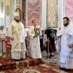 В ПРАЗДНИК ПРЕОБРАЖЕНИЯ ГОСПОДНЯ МИТРОПОЛИТ СИМФЕРОПОЛЬСКИЙ И КРЫМСКИЙ ЛАЗАРЬ ВОЗГЛАВИЛ ПРАЗДНИЧНУЮ ЛИТУРГИЮ В КАФЕДРАЛЬНОМ АЛЕКСАНДРО-НЕВСКОМ СОБОРЕ Г. СИМФЕРОПОЛЯ.