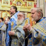 Глава Крымской Митрополии, Высокопреосвященнейший Митрополит Симферопольский и Крымский Лазарь, возглавил праздничную Божественную литургию в кафедральном соборе святого благоверного князя Александра Невского г. Симферополя.