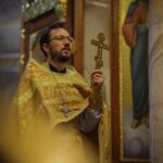 Богослужения в Александро-Невском кафедральном соборе в день памяти святого апостола и евангелиста Иоанна Богослова