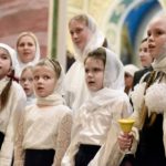 Митрополит Симферопольский и Крымский Лазарь совершил Пасхальную вечерню вторника Светлой седмицы в кафедральном Александро-Невском соборе г. Симферополя.