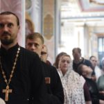 В кафедральном Александро-Невском соборе г. Симферополя совершались молебны с акафистом Животворящему Кресту Господню.