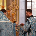 Божественная литургия в день празднования Казанской иконы Божией Матери.