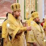 Митрополит Симферопольский и Крымский Тихон возглавил всенощное бдение в кафедральном соборе святого благоверного князя Александра Невского г. Симферополя в канун  дня памяти Корсунской иконы Божией Матери.