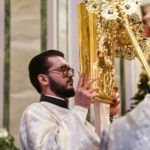 В КАНУН ПРАЗДНИКА РОЖДЕСТВА ХРИСТОВА МИТРОПОЛИТ ЛАЗАРЬ ВОЗГЛАВИЛ ВСЕНОЩНОЕ БДЕНИЕ В СВЯТО-АЛЕКСАНДРО-НЕВСКОМ КАФЕДРАЛЬНОМ СОБОРЕ Г. СИМФЕРОПОЛЯ.