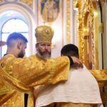 Преосвященный Евфимий, епископ Луховицкий возглавил Литургию в Неделю 16-ю по Пятидесятниц  в кафедральном Свято-Александро-Невском соборе г. Симферополя.