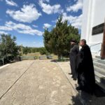 Благочинный Симферопольского городского церковного округа  посетил храм-памятник святой равноапостольной Марии Магдалины расположен на Симферопольском братском кладбище русских воинов, павших во время Крымской войны 1853–1856 гг