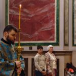 Литургия в праздник Похвалы Пресвятой Богородицы (Субботу Акафиста) в кафедральном Александро-Невском соборе.