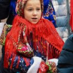 На территории кафедрального Свято-Александро- Невского собора прошла благотворительная ярмарка посвящённая дню памяти святителя Николая Чудотворца.