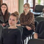 В Просветительском центре святителя Гурия Таврического прошли очередные занятия для детей и подростков. Тема беседы в ораторском клубе - "Каузальная атрибуция"