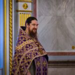 Богослужение в канун Происхождения Честных Древ Животворящего Креста Господня в кафедральном Александро-Невском соборе
