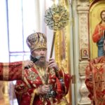 Митрополит Симферопольский и Крымский Лазарь возглавил Литургию в кафедральном Александро-Невском соборе  в праздник Происхождения Честных Древ Животворящего Креста Господня.