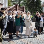 На территории кафедрального Свято-Александро-Невского собора г. Симферополя прошла ежегодная благотворительная акция "Белый цветок".