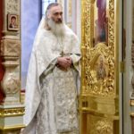Архиерейская Божественная в кафедральном Свято-Александро-Невском соборе г. Симферополя   в день памяти святителя, Спиридона, епископа Тримифунтского чудотворца.