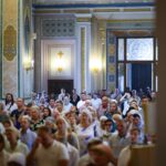 Праздничные богослужения в Александро-Невском кафедральном соборе в день празднования Преображения Господа Бога и Спаса нашего Иисуса Христа