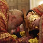 В канун праздника Воздвижения Честного и Животворящего Креста Господня епископ Ялтинский Нестор совершил всенощное бдение в кафедральном Александро-Невском соборе г. Симферополя.