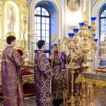 В канун Недели Крестопоклонной Митрополит Лазарь совершил всенощное бдение в кафедральном  Александро-Невском соборе г. Симферополя.