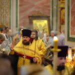 В Александро-Невском кафедральном соборе прошли богослужения в Неделю 2-ю по Пятидесятнице, Всех святых, в земле Русской просиявших