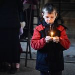 В  канун Великой Субботы епископ Бахчисарайский Каллиник совершил утреню с чином погребения Господа нашего Иисуса Христа в кафедральном Александро - Невском соборе г. Симферополя.