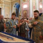 Воскресная Божественная литургия в кафедральном Свято- Александро- Невском соборе г.Симферополя в Неделю 13-ю по Пятидесятнице.