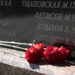 В честь 40-й годовщины аварии на Чернобыльской АЭС, в г. Симферополе состоялась церемония возложения цветов к памятнику жертвам Чернобыльской катастрофы