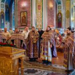 Богослужение в канун Происхождения Честных Древ Животворящего Креста Господня в кафедральном Александро-Невском соборе