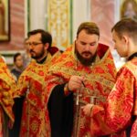 Богослужение в кафедральном Александро-Невском соборе в канун Недели 6-й по Пасхе, о слепом