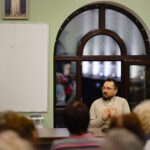 В Просветительском центре святителя Гурия Таврического состоялось занятие курса «Изучаем Библию вместе с батюшкой»