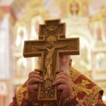 В канун праздника Воздвижения Честного и Животворящего Креста Господня епископ Ялтинский Нестор совершил всенощное бдение в кафедральном Александро-Невском соборе г. Симферополя.